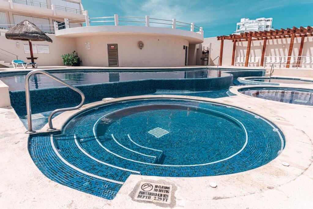 Cancun Marlin 32 מראה חיצוני תמונה